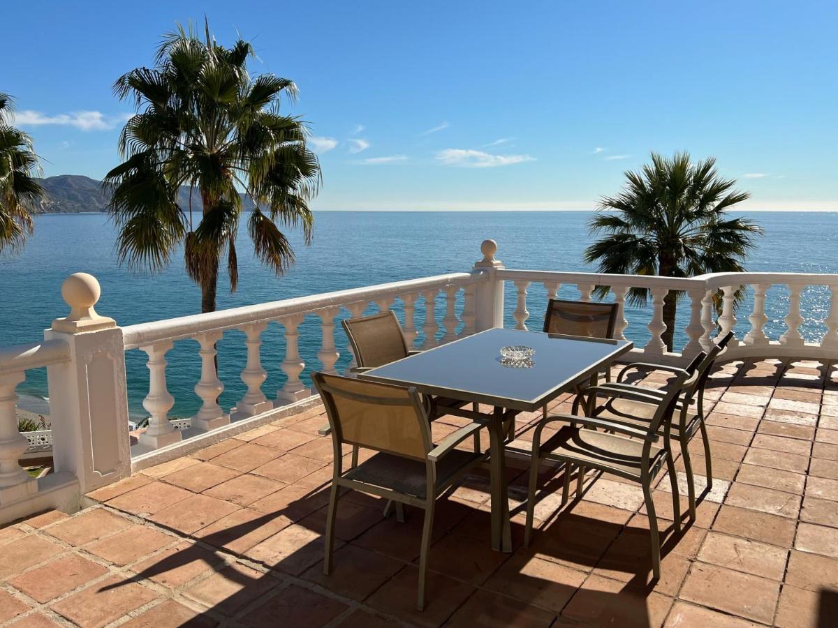 Hotel Paraiso Del Mar Nerja Exterior photo