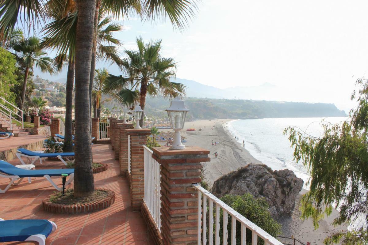 Hotel Paraiso Del Mar Nerja Exterior photo