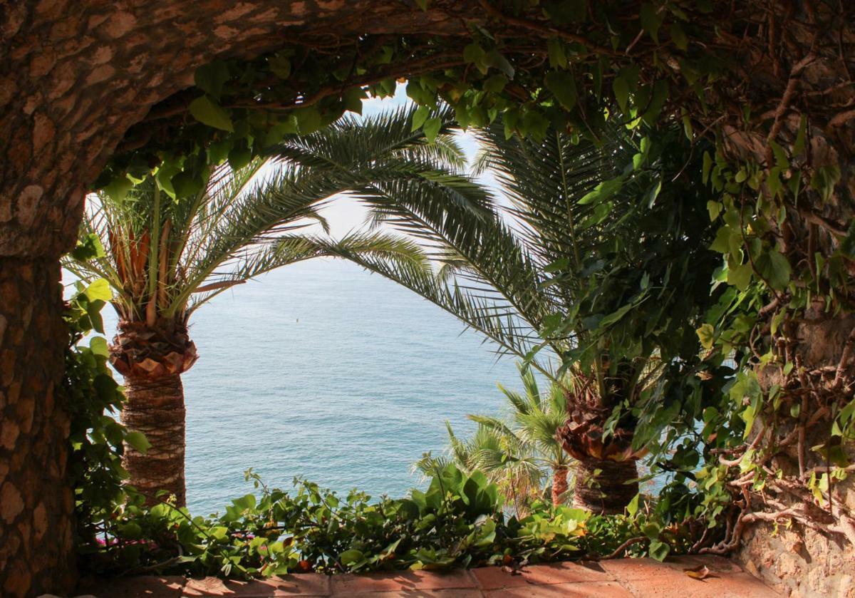 Hotel Paraiso Del Mar Nerja Exterior photo